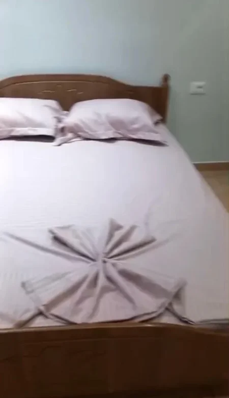 Tirane, jepet me qera apartament 1+1+Ballkon Kati 4, 65 m² 550 € 