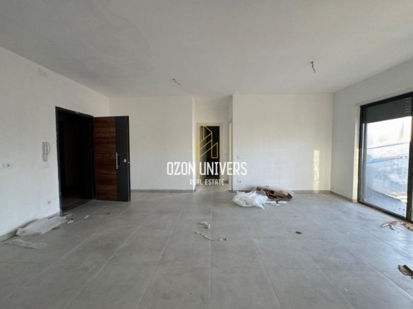 Tirane, shitet apartament 2+1+Ballkon Kati 7, 118 m² 420.000 € (Myslym Shyr)