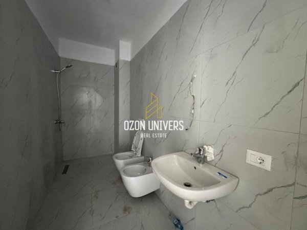 Tirane, shitet apartament 2+1+Ballkon Kati 7, 118 m² 420.000 € (Myslym Shyr)
