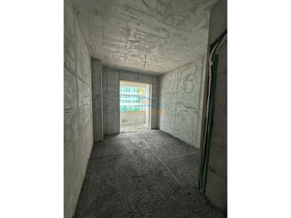 Tirane, shitet apartament 2+1 Kati 6, 93 m² 92.700 € (Univers City , QTU)