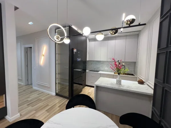 Tirane, jap me qera apartament 2+1+Ballkon Kati 6, 117 m² 1.000 € (Oasis Residence)