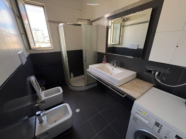 Tirane, jepet me qera apartament 2+1 Kati 6, 80 m² 600 € (rruga petro nini)