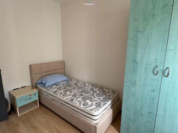 Tirane, jepet me qera apartament 2+1 Kati 6, 80 m² 600 € (rruga petro nini)
