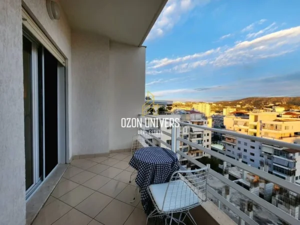 Vlore, shitet apartament 1+1 Kati 9, 74 m² 119.000 € (qender)