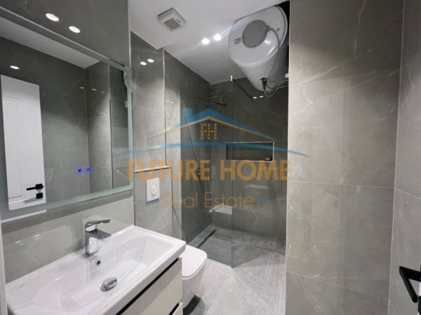 Tirane, jap me qera apartament 2+1+Ballkon , 124 m² 1.200 € (Zogu i zi)