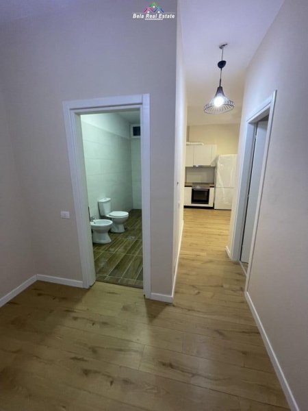 Tirane, jepet me qera apartament 2+1 Kati 6, 78 m² 500 € (5 maji)