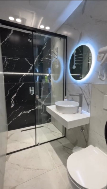 Tirane, jepet me qera garsonier 1+1 Kati 4, 100 m² 1.200 € (RRUGA E DURRESIT)
