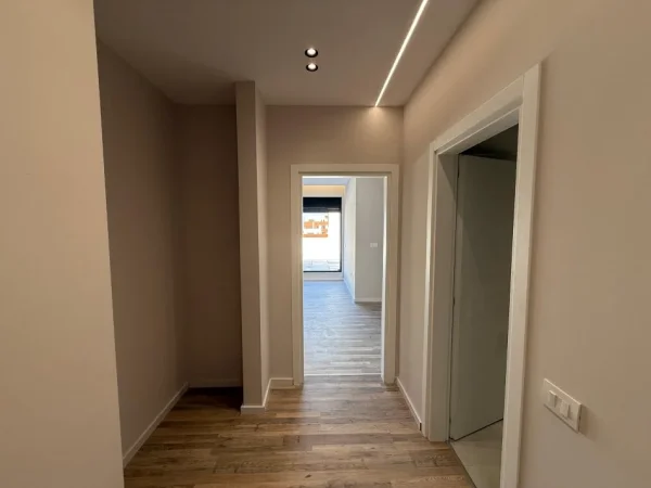 Tirane, shitet apartament 3+1+Aneks+Ballkon Kati 8, 173 m² 311.175 € (Kompleksi Urban Gate)