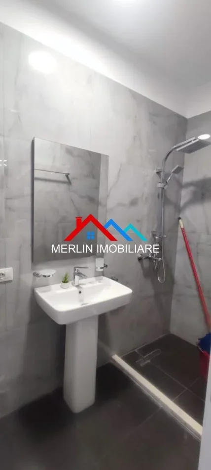 Tirane, shitet garsonier Kati 4, 35 m² 82.000 € (RRUGA RRAPO HEKALI)