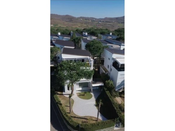 Durres, shitet Vile 3 Katshe Kati 1, 600 m² 900.000 € (Rezidenca Primavera, Gjiri i Lalëzit)