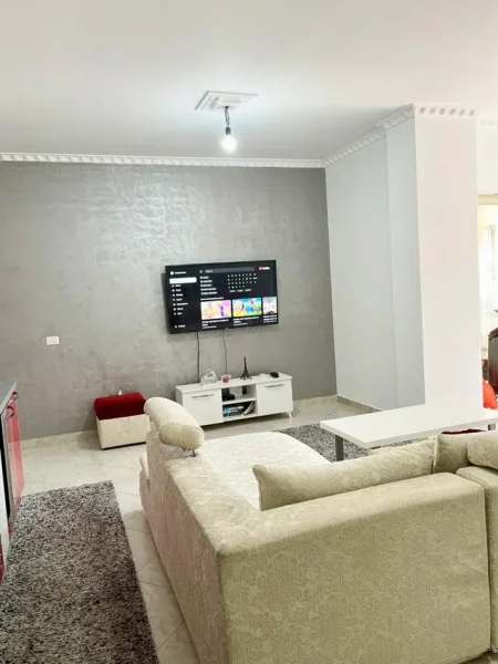 Tirane, jepet me qera apartament 2+1 Kati 2, 100 m² 700 € (Jordan Misja)