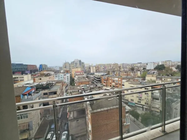 Tirane, shitet apartament 1+1 Kati 5, 75 m² 165.000 € (Rruga Mine Peza)