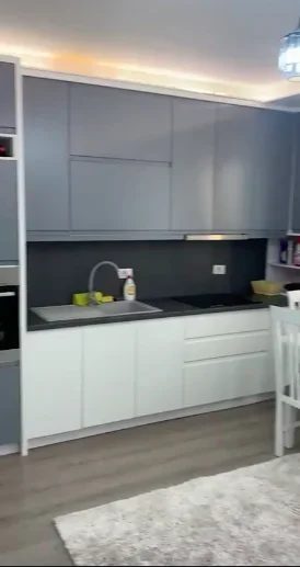 Tirane, jepet me qera apartament 2+1+Ballkon Kati 1, 72 m² 600 € (Kodra Diellit)