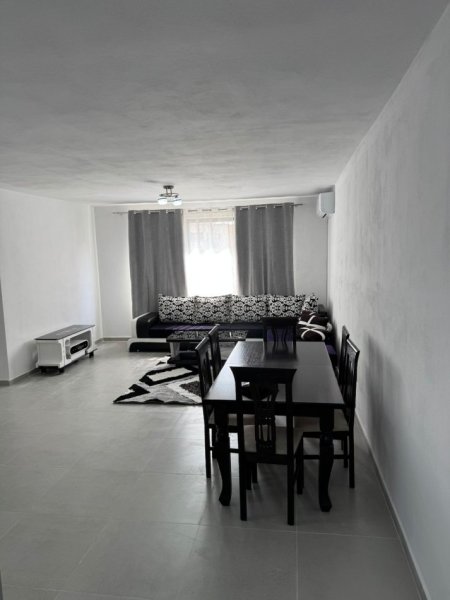 Tirane, jepet me qera apartament 2+1 Kati 7, 90 m² 650 € (Astir)
