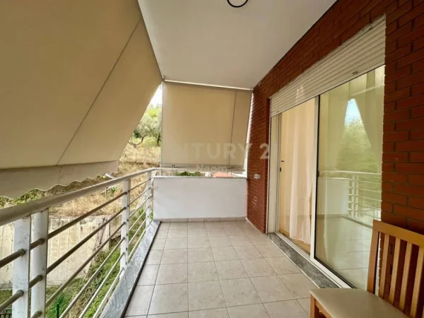 Tirane, jepet me qera apartament 3+1+Aneks+Ballkon Kati 1, 116 m² 750 € (Liqeni i Thate)