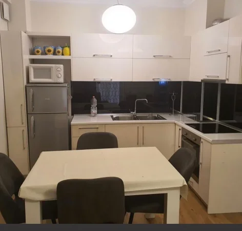 Tirane, jepet me qera apartament 2+1 Kati 2, 104 m² 550 € (ali demi)
