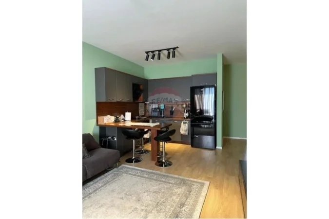 Tirane, jepet me qera apartament , 100 m² 600 € 