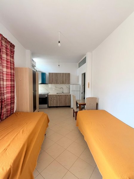 Tirane, jepet me qera nga Pronari, pa-komision garsonier Kati 3, 350 € (rruga studenti)