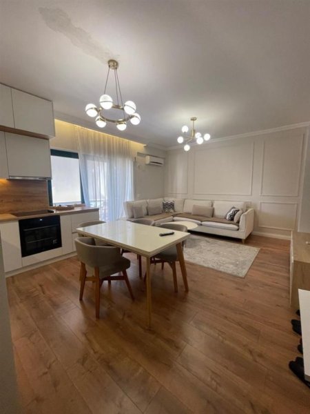 Tirane, jepet me qera apartament 2+1 Kati 4, 100 m² 700 € (DON BOSKO)