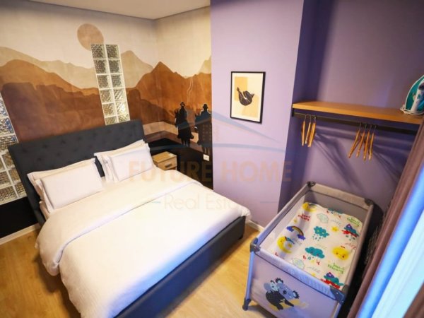 Tirane, jepet me qera apartament 2+1+Ballkon Kati 2, 80 m² 1.000 € 