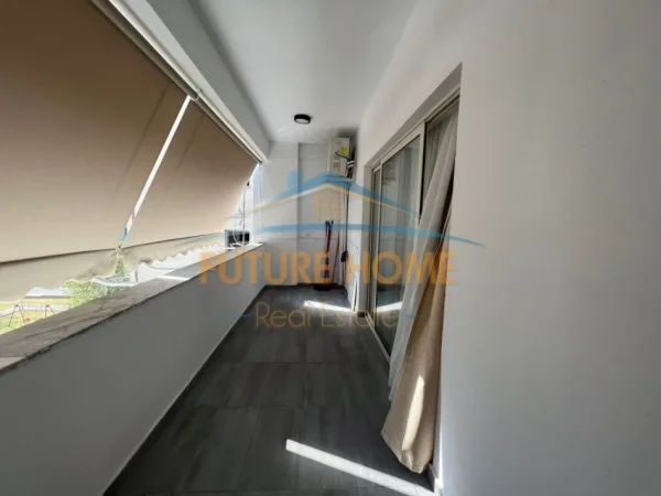 Tirane, jepet me qera apartament 2+1+Ballkon Kati 3, 124 m² 1.100 € (Zogu i Zi)