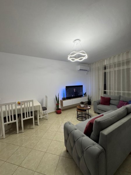 Tirane, shitet apartament 2+1+Ballkon Kati 7, 124 m² 155.000 € (Astir Prane Bohemit Me Hipoteke I Mobiluar 1253€/m2 Okazion)