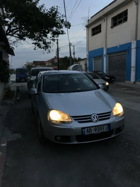Fier, shitet makine Volkswagen Nafte, gri metalizato manuale Kondicioner 3.699 €