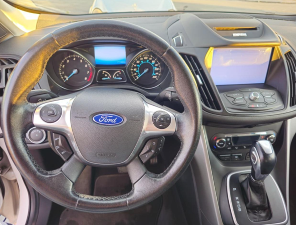 Tirane/Durres , shes Ford Escape SE 2013 Benzin+Gaz, Automatik