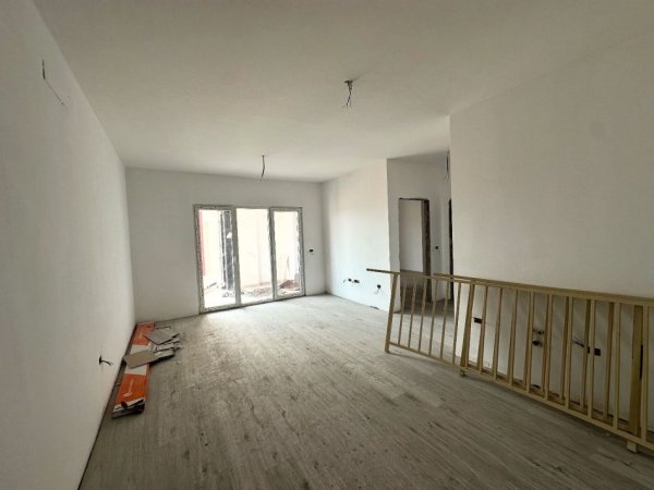 Tirane, shitet apartament 1+1 Kati 10, 73 m² 146.000 € (Tek Zogu i Zi)