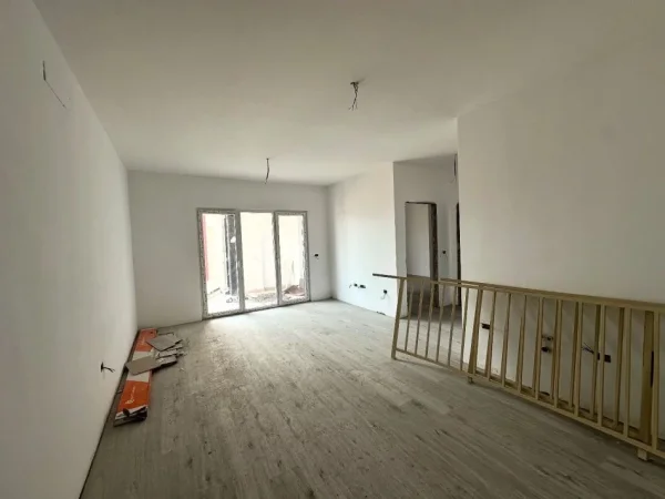 Tirane, shitet apartament 1+1 Kati 10, 73 m² 146.000 € (Tek Zogu i Zi)