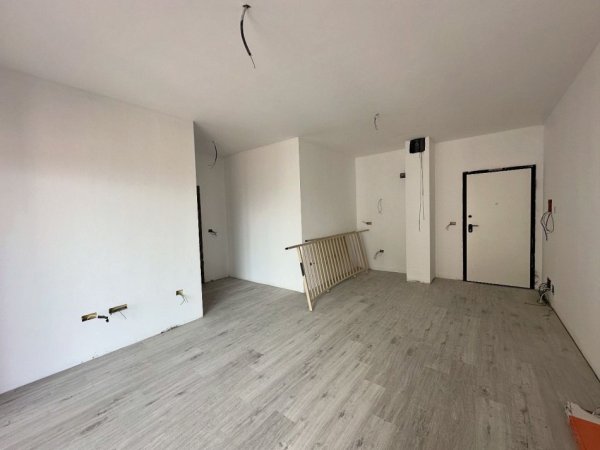 Tirane, shitet apartament 1+1 Kati 10, 73 m² 146.000 € (Tek Zogu i Zi)