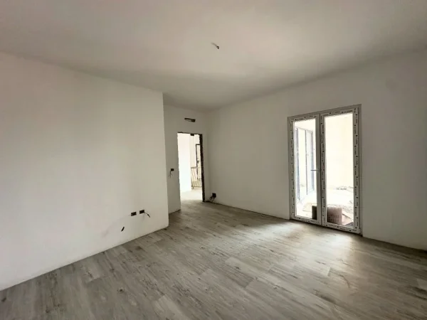 Tirane, shitet apartament 1+1 Kati 10, 73 m² 146.000 € (Tek Zogu i Zi)