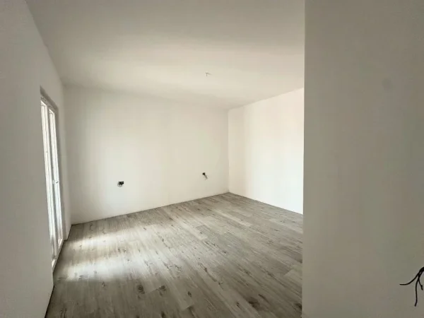 Tirane, shitet apartament 1+1 Kati 10, 73 m² 146.000 € (Tek Zogu i Zi)