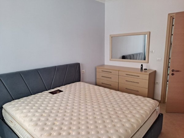 Apartament 2+1 me Qira tek Liqeni Artificial Super Pamje me 2 Ballkone dhe Post Parkimi te Perfshire, Kati 4, 90 m² 950 €uro
