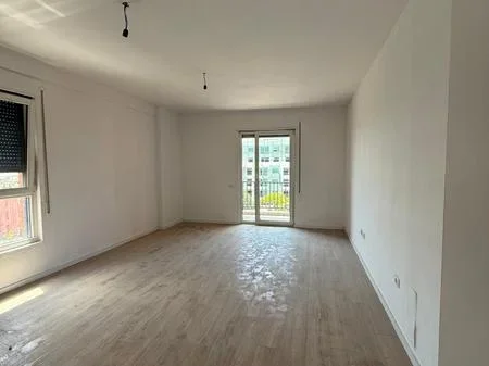 Tirane, shitet apartament 2+1 Kati 4, 98 m² 109.900 € (Paskuqan)