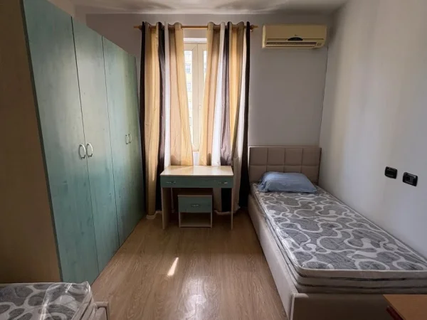 Tirane, jepet me qera apartament 2+1 Kati 6, 80 m² 600 € (RRUGA E ELBASANIT)