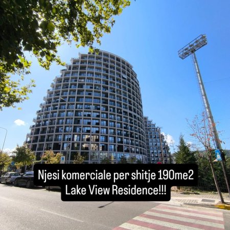 Tirane, shes ambjent biznesi Kati 0, 190 m² (rruga kosovareve)