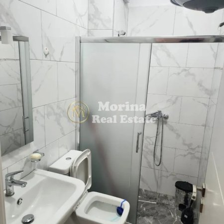 Tirane, jepet me qera apartament 2+1 Kati 1, 100 m² 650 € (Rruga Dibres)