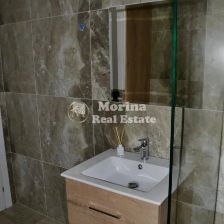 Tirane, jepet me qera apartament 1+1 Kati 6, 65 m² 700 € (Qender)