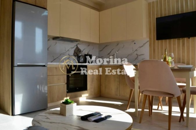 Tirane, jepet me qera apartament 1+1 Kati 6, 65 m² 700 € (Qender)