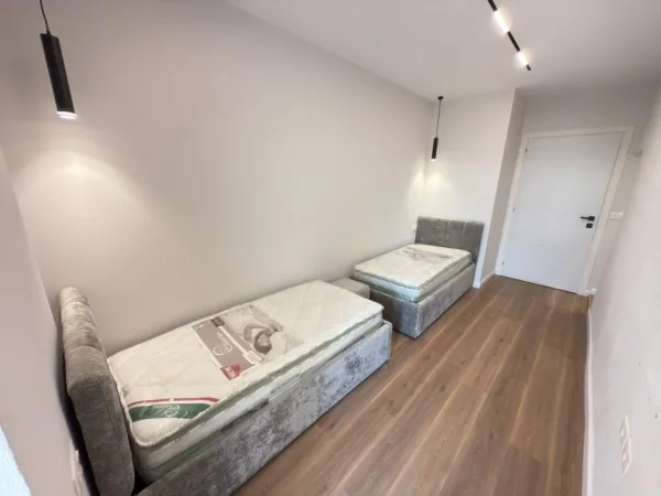 Tirane, shitet apartament 2+1 Kati 5, 80 m² 115.000 € 