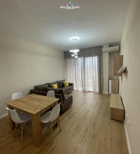 Tirane, jepet me qera apartament 2+1 Kati 6, 78 m² 500 € (PRANE BLACK STONE)