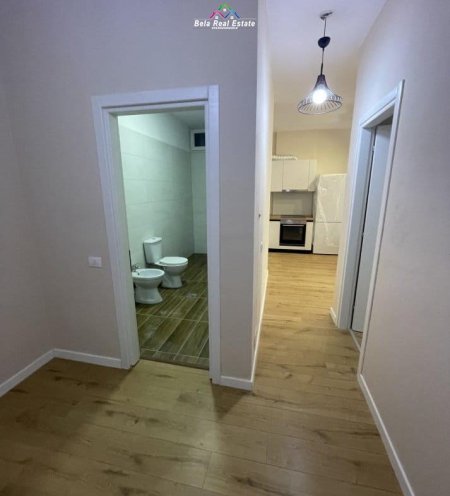 Tirane, jepet me qera apartament 2+1 Kati 6, 78 m² 500 € (PRANE BLACK STONE)
