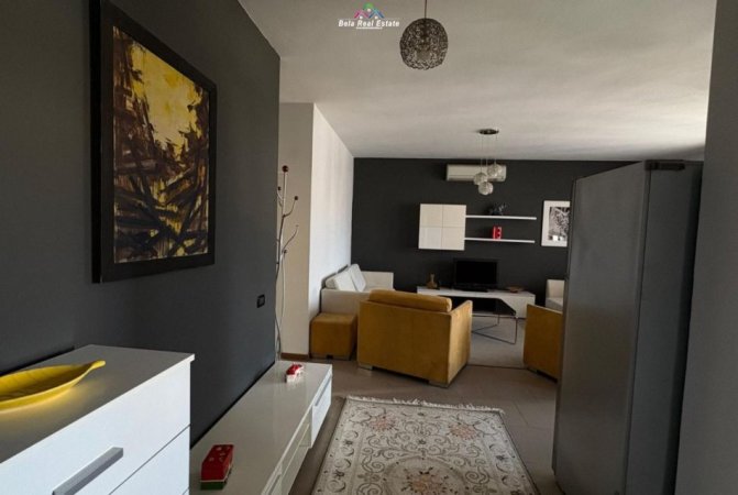 Tirane, jepet me qera apartament 2+1 Kati 6, 80 m² 600 € (prane njesis bashkiake nr.2)