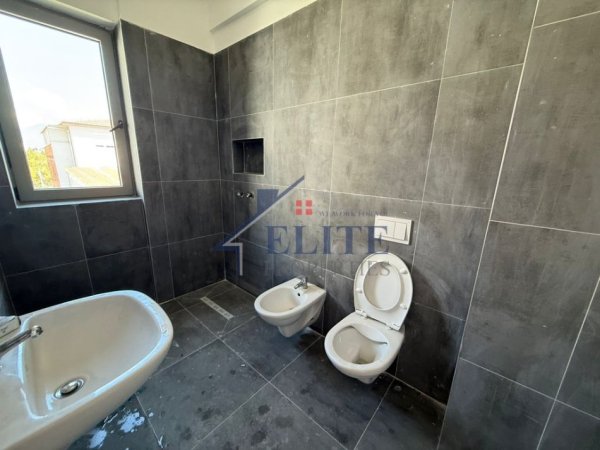 Tirane, jepet me qera apartament 2+1+Ballkon Kati 3, 120 m² 800 € (Ish Fusha e Aviacionit)