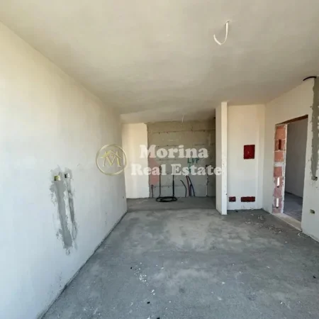 Tirane, shitet apartament 1+1 Kati 6, 76 m² 120.000 € (Stacioni Trenit, Frigoriferi)