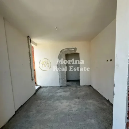 Tirane, shitet apartament 1+1 Kati 6, 76 m² 120.000 € (Stacioni Trenit, Frigoriferi)