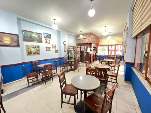 Tirane, jepet me qera lokal Kati 0, 65 m² 630 € 