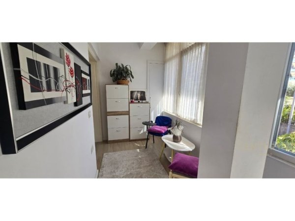 Tirane, jepet me qera apartament 2+1 Kati 2, 120 m² 800 € (Don Bosko)