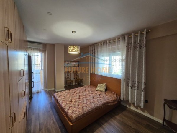 Tirane, jepet me qera apartament 2+1+Ballkon Kati 4, 99 m² 700 € (Rruga Dritan Hoxha)